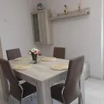 بيت للعطل Da Gigi *